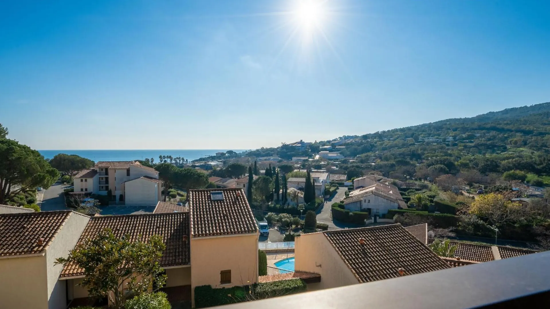 Apartment Le Domaine De La Gaillarde-17 By Interhome Les Issambres 0*,